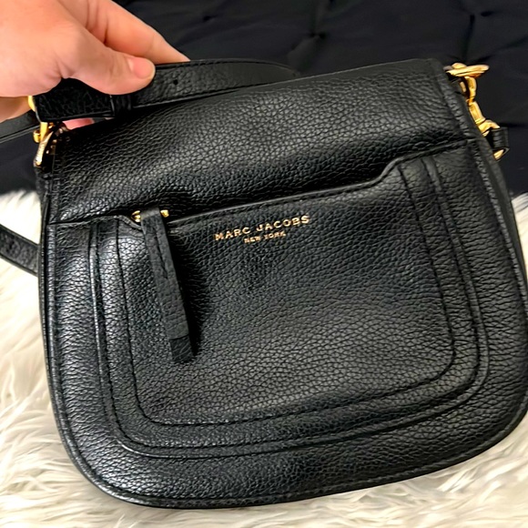 Marc Jacobs Handbags - Marc Jacobs bag